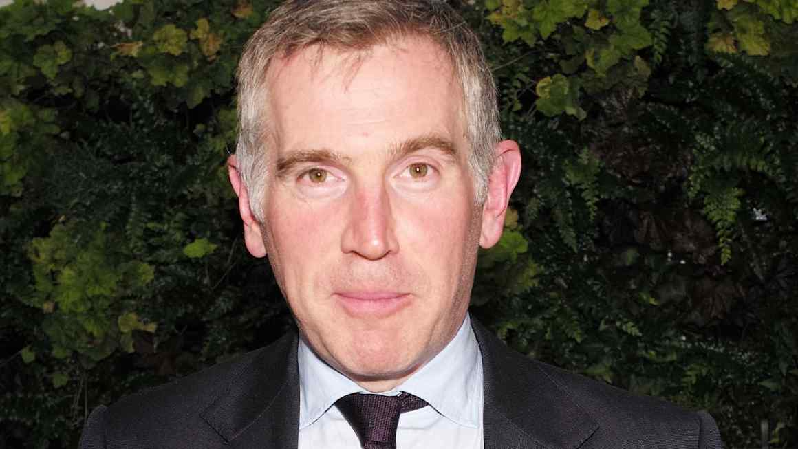 Starmer’s communications chief quits as pressure grows on PM