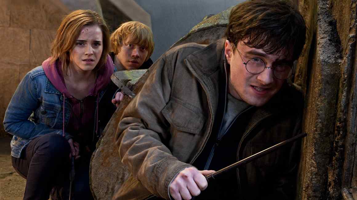 Warner Bros gives Paramount a week to make ‘best and final’ offer