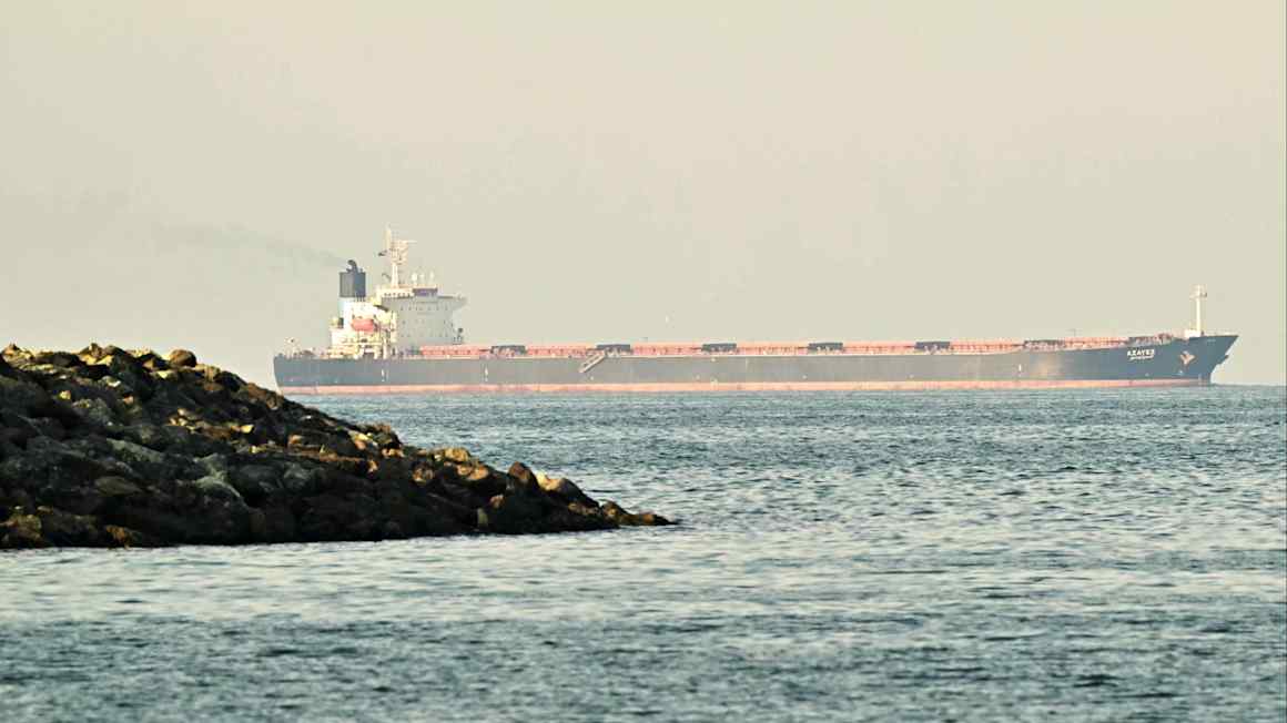 Insurers to cancel policies and raise prices for ships in Gulf and Strait of Hormuz