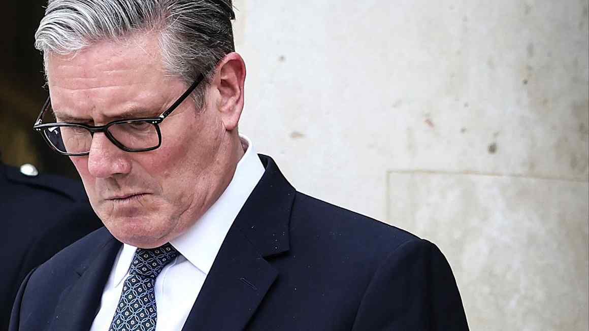 Keir Starmer ‘weighing’ if premiership can be saved ahead of crucial cabinet meeting