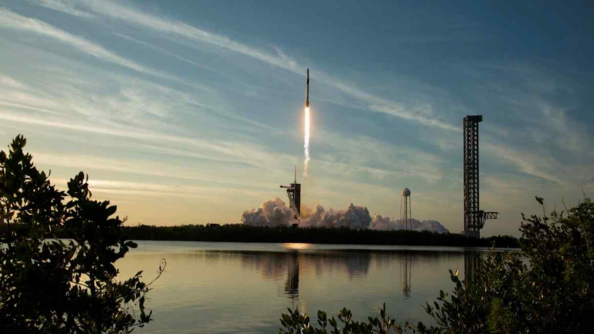 SpaceX’s $1.78tn IPO asks investors to buy Musk’s moonshots