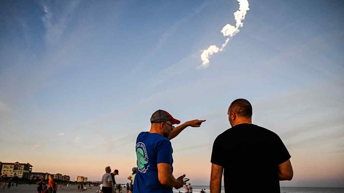 The leap of faith behind SpaceX’s mega bond deal