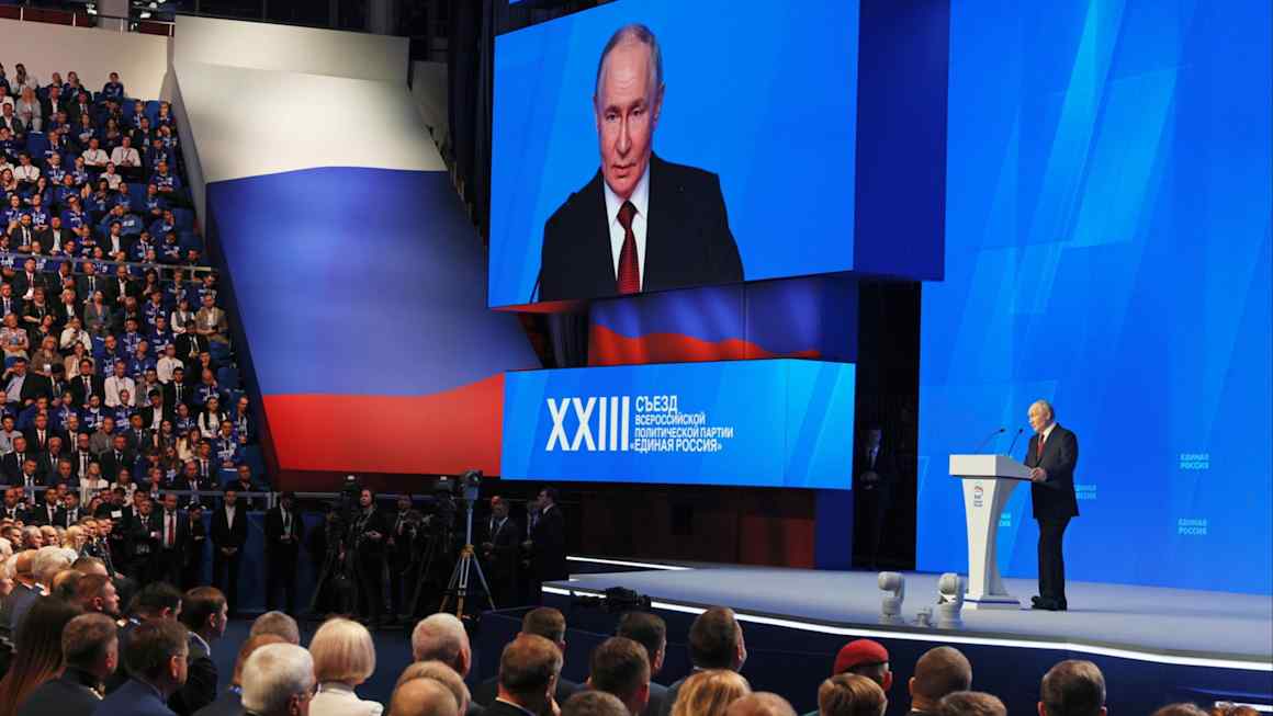 Putin ties himself to ruling party as war fatigue bites
